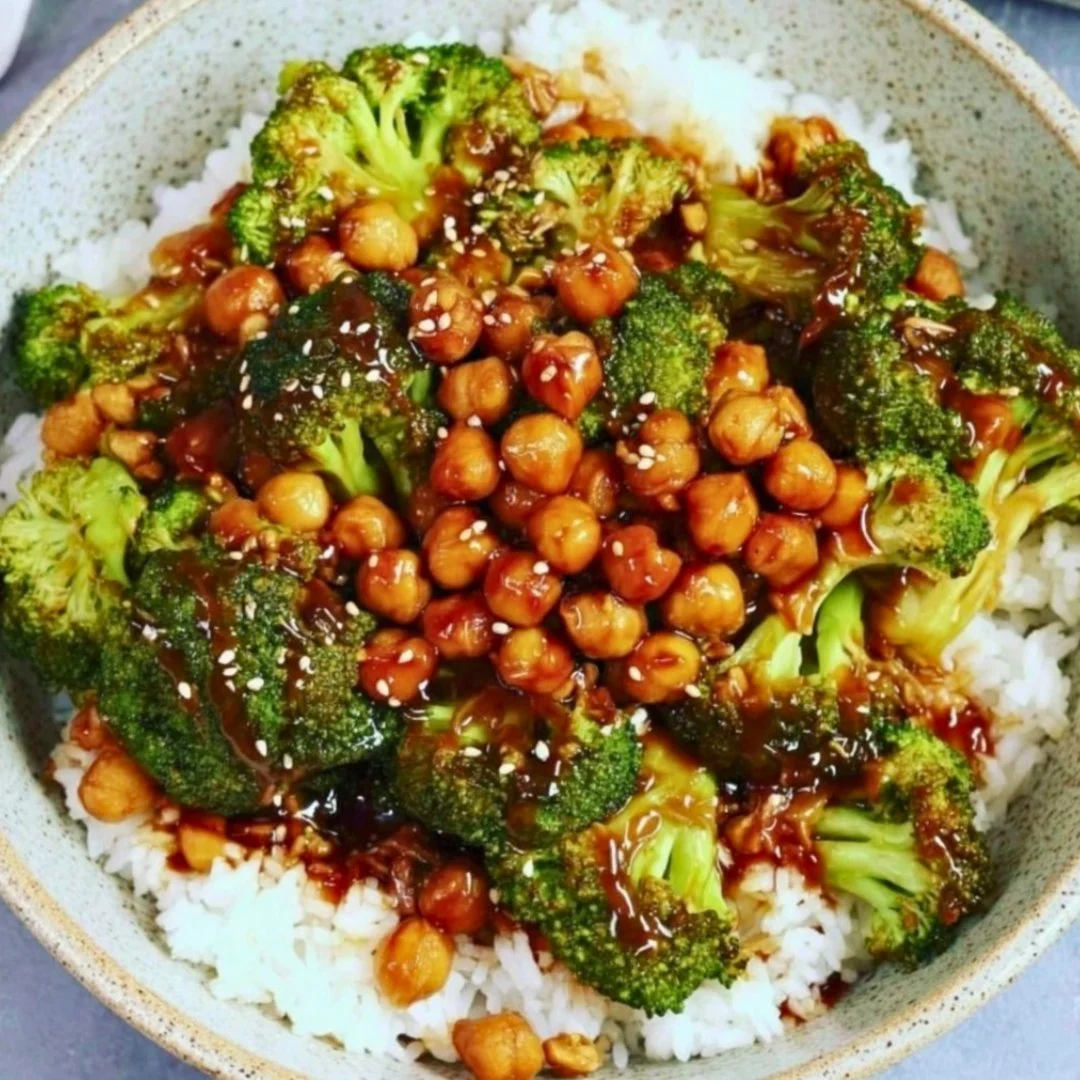 Vegan dinner recipes showcasing healthy and delicious vegetarian meals.